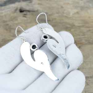 ต่างหูห้อยประดับพลอยออนิกซ์สีดำธรรมชาติ เงินแท้ 925 ทำมือ ดีไซน์หรูหรา เหมาะสำหรับงานปาร์ตี้ ของขวัญวันครบรอบ - Product Image 2