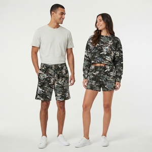 Shorts cargo décontractés en molleton de coton respirant à séchage rapide pour femmes, avec logo personnalisé, taille haute et poches, pour l'entraînement sportif des garçons - Product Image 2