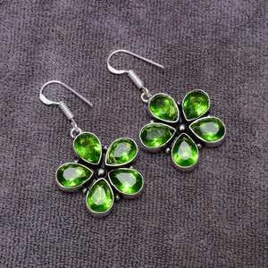 แฮนด์เมด ต่างหูรูปดอกไม้เพอริดอท 925 เงินสเตอร์ลิงอัญมณีเครื่องประดับของขวัญหรูหราสำหรับผู้หญิงสาวอุปกรณ์เสริมแฟชั่น - Product Image 5