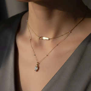 Collier pendentif en or massif 14 carats avec diamant baguette de 1,5 ct et pierres latérales, chaîne vintage avec cadre étoilé, cadeau pour elle - Product Image 3