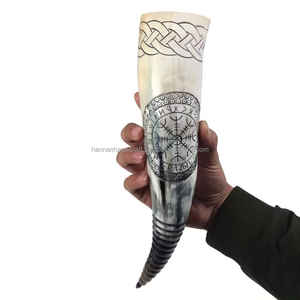 Corne à boire viking avec symbole Valknut pour la décoration des festivals, capacité de 250-500 ml, longueur de 28-35 cm, fabrication artisanale de qualité, matériau organique - Product Image 4