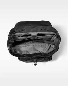 Sac à dos en nylon noir personnalisé avec cordon de serrage, grande capacité, léger, tendance, pour voyage et école, avec fermeture à rabat - Product Image 4