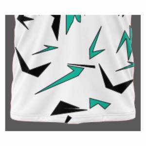 เสื้อยืดแขนสั้นผ้าโพลีเอสเตอร์ 100% แบบกำหนดเองสำหรับผู้ชาย เสื้อยืดกีฬา เสื้อผ้าแนวสตรีท ผู้ผลิต OEM ODM - Product Image 6