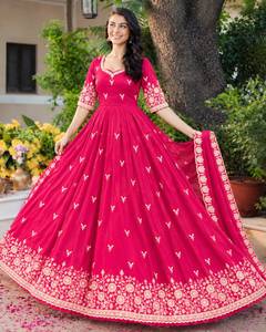Ensemble de robe Anarkali pour femme en faux georgette lourdement brodé avec dupatta, costume ethnique de créateur 3 pièces pour soirée, longueur 50 pouces - Product Image 5