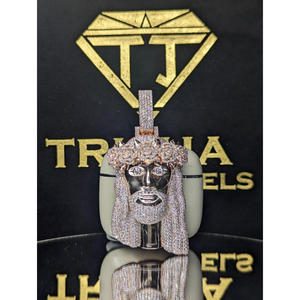 Pendentif Jésus en diamant Moissanite VVS, argent sterling 925, entièrement pavé, style hip-hop de luxe pour homme, par Trisha Jewels - Product Image 1