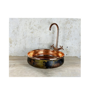 Lavabo de Cobre Premium para Baño de Villa de Lujo, Diseño Exclusivo para Proyectos de Decoración de Interiores - Product Image 1