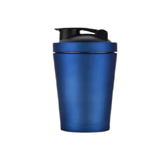 Botella Mezcladora de Proteínas Azul Metálico con Tapa Abatible para Entrenamiento en el Gimnasio, Nutrición Deportiva, Fitness e Hidratación Diaria - Product Image 2