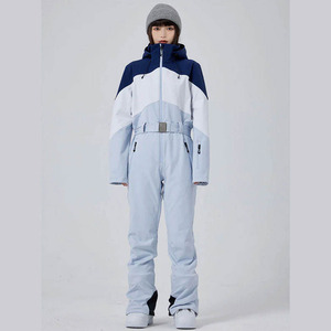Traje de Esquí Profesional Personalizado de una Pieza, Impermeable 10.000 mm, Cortavientos, con Capucha, Elástico, con Bloques de Color, Cálido y Holgado - Product Image 4
