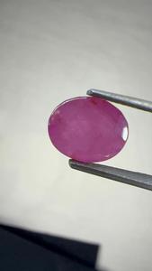 Pierre précieuse naturelle de rubis ovale de 4,60 carats, couleur rose rouge vif, pour bague de luxe, pendentif et bijoux fins sur mesure - Product Image 3