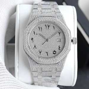 Montre de luxe personnalisée en alliage, entièrement sertie de moissanite, style dessin animé, pour homme, bicolore or rose, quartz, verre, 43mm 25mm, style antique, hip-hop - Product Image 1