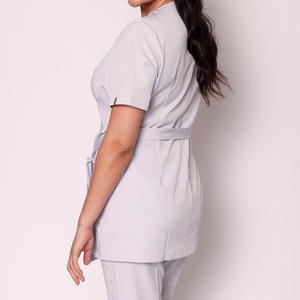 เสื้อทูนิคสำหรับพนักงานหญิง ผ้าโพลีเอสเตอร์ ระบายอากาศได้ดี เหมาะสำหรับร้านเสริมสวย สปา โรงแรม พนักงานทำความสะอาด พนักงานเสิร์ฟ พนักงานแม่บ้าน - Product Image 3