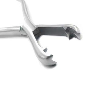 Pinzas para Sujetar Huesos Fergusson de 21 cm, Instrumento Quirúrgico Ortopédico Manual, Pinza para Agarrar y Sujetar Huesos, Certificación CE de Grip Surgical - Product Image 2