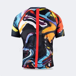 ชุดเซ็ตเสื้อรัดกล้ามเนื้อและกางเกงขาสั้น MMA สำหรับผู้ชาย รุ่น SPALL JP SPORTS A&P  โลโก้ด้านหน้า ผลิตจากโพลีเอสเตอร์ 100% ระบายอากาศได้ดี แห้งเร็ว คุณภาพสูง น้ำหนัก 240 กรัม - Product Image 2