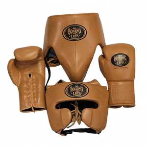 ชุดฝึกซ้อมมวย No Boxing No Life หนังวัวแท้ สีนม ขายส่ง พร้อมนวมฝึกซ้อม สายรัดปรับได้ หมวกป้องกันศีรษะ และอุปกรณ์ป้องกันขาหนีบ - Product Image 3