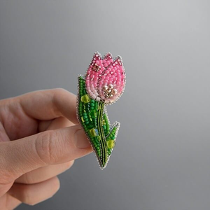 High-End Luxury Seed Beads Embroidery Brooch for Engagement Wedding Party & Gift-Unisex Fashion Accessory - Product Image 6