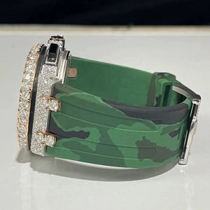 Montre de luxe pour homme à quartz, boîtier argent/moissanite, lunette sertie de diamants, verre saphir, bracelet moissanite/argent, affichage analogique, cadran 28 mm - Product Image 3