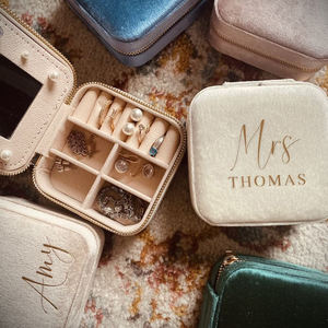 Estuche de Joyería Portátil de Terciopelo al por Mayor, con Logotipo Personalizado, Pequeño, Cuadrado, Rosa, para Viaje, Organizador de Almacenamiento Azul para Anillos y Collares - Product Image 5