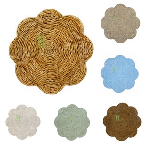 Assiettes de présentation en rotin naturel tressé faites à la main de haute qualité, décor bohème pour sublimer votre expérience culinaire, OEM Rotin 2026 - Product Image 1