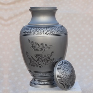Urna Funeraria de Aluminio Antigua de Alta Calidad para Mujer, Diseño Hermoso y Personalizado, Moderna y Duradera, para Cenizas Humanas Adultas - Product Image 2