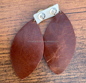 Nouvelle arrivée Style occidental usiné à la main sculpture boucles d'oreilles en cuir femmes mignon à la mode larme boucle d'oreille en cuir usiné bijoux de mode - Product Image 6