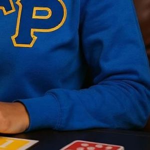 Sudadera Sigma Gamma Rho Azul Rey para Mujer, Sudadera de Forro Polar con Cuello Redondo, Diseño con Letras, Personalizada, Informal, Universitaria, Griega - Product Image 5