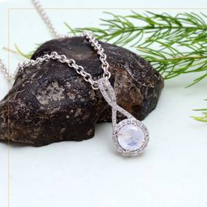 <b>Rainbow</b> Moonstone 925 Sterling Silver Pendant Handmade Gemstone Jewelry Elegant Wedding Gift - Product Image 3