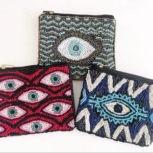 Pochette à Monnaie Brodée à la Main en Perles de Rocaille, Élégante pour Soirée, Sac à Monnaie Perlé Brodé en Perles de Rocaille - Product Image 1