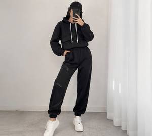 Ensemble de survêtement en polaire surdimensionné pour femmes avec sweat à capuche et pantalon de jogging, ensemble de survêtement chaud et décontracté pour l'hiver, pour un confort quotidien. - Product Image 5