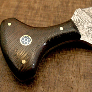 Couteau de chasse multifonctionnel à lame fixe en acier Damas fait main avec manche en bois, taille personnalisable, OEM, pointe tombante, couteau à dépecer - Product Image 3