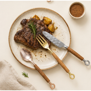 Ensemble de couverts de luxe en acier inoxydable avec finition martelée et manche en bois naturel, couverts haut de gamme pour hôtels et restaurants - Product Image 6