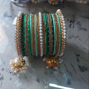 Bracelets en métal tendance pour femmes, élégants et empilables, accessoires de poignet pour dames, bijoux à porter au quotidien et pour les fêtes - Product Image 1