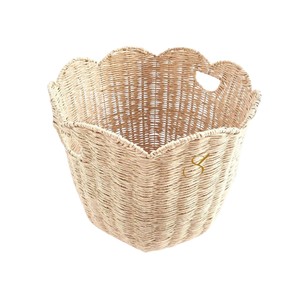 Elegant Scalloped Edge Seagrass Laundry <b>Basket</b> Handwoven Round Clothes Storage <b>Hamper</b> with Built-in Handles <b>for</b> Home - Product Image 5