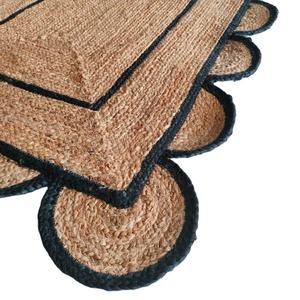 Alfombra de yute natural tejida a mano con borde festoneado para pasillo, tamaños personalizables, alfombra Aera y tapete trenzado festoneado de Aera. - Product Image 1