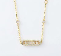 Kalung Liontin Berlian Emas 18K Minimalis dengan Rantai Geometris Bertabur Berlian dan Liontin Berlian yang Dapat Digeser