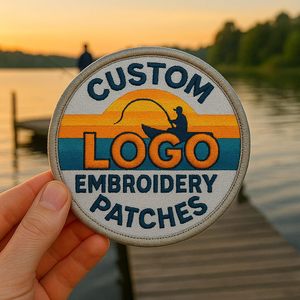 Parche Bordado Redondo Personalizado, Insignia con Logotipo Premium, para Coser, Termoadhesivo, con Velcro, Fabricante Mayorista de Parches Bordados - Product Image 1