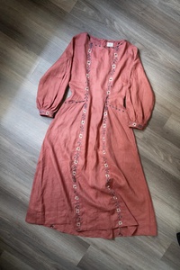 Elegante Vestido Maxi de Lino Terracota de Inspiración Vintage, Vestido Boho de Manga Larga con Corte en A para Mujer, Vestido Estético de Mezcla de Algodón y Lino - Product Image 5