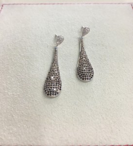 Pendientes colgantes de diamantes redondos para mujer, 1.25 quilates en total, engaste de púas, para uso diario, plata de ley 925, joyería de moda - Product Image 3