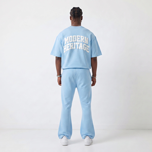 En gros, Ensemble de survêtement pour hommes avec T-shirt oversize et pantalon de survêtement évasé à coupe ample, personnalisable par impression en relief - Product Image 2