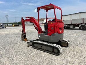 Miniexcavadora Diesel ECR25D 2023 de 1000 Toneladas Texas para Trabajos de Excavación, Zanjado y Movimiento de Tierras - Product Image 6