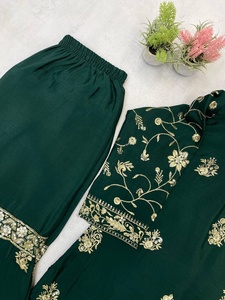 CHINON PESADO DE DISEÑADOR EXCLUSIVO CON TRAJE DE TRABAJO BORDADO SEQUANCE CON TRABAJO DE ESTILO COMPLETO Y TRABAJO BORDADO SHARARA DUPATTA - Product Image 6