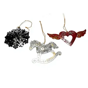 Ensemble d'ornements muraux de Noël en métal de qualité supérieure, motif cœur antique, étoile argentée et flocon de neige, vente en gros pour salon - Product Image 5