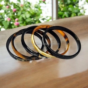 กำไลข้อมือทำมือจากเขาควายสไตล์ชนเผ่า แฟชั่นแบบดั้งเดิม - Product Image 5
