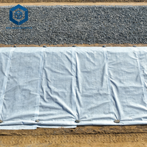 Tissu géotextile renforcé pour la stabilisation des allées en <span class=keywords><strong>gravier</strong></span> et la séparation des couches <span class=keywords><strong>de</strong></span> terre - Product Image 2