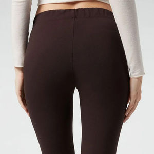 Leggings femme personnalisés avec logo, pour fitness, course à pied et entraînement, tissu polyester extensible, coupe skinny, taille haute. - Product Image 5