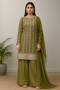 Robe traditionnelle élégante pour femmes, en soie Farshi, Salwar Kameez, avec broderie perlée, pour les occasions de mariage, produit très vendu - Product Image 5