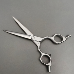 Hermosas Tijeras de Peluquería de Acero Inoxidable AUS8 para Diestros, Hojas Rectas y Afiladas, Impresión Láser, Aleación de Aluminio Convexo - Product Image 2