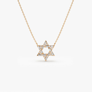 Collier pendentif en or jaune 14 carats en forme d'étoile avec diamant cultivé en laboratoire - Product Image 3