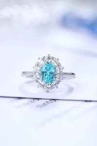 Bague de fiançailles classique pour femme en argent 925 avec topaze ovale et pavé floral - Product Image 2