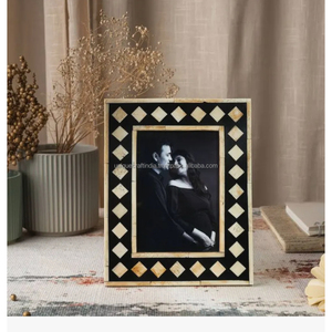 Marco de Fotos de Madera Hecho a Mano con Patrón de Mosaico Azul Cielo, Portafotos de Mesa Contemporáneo, Decoración Moderna para el Hogar, Regalo - Product Image 5