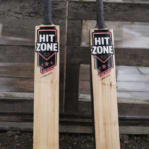 Bate de Cricket y Tenis Personalizado con Logotipo, Bate Deportivo Premium para Tenis de Pelota Blanda, Cricket Callejero y Práctica en Clubes - Product Image 1